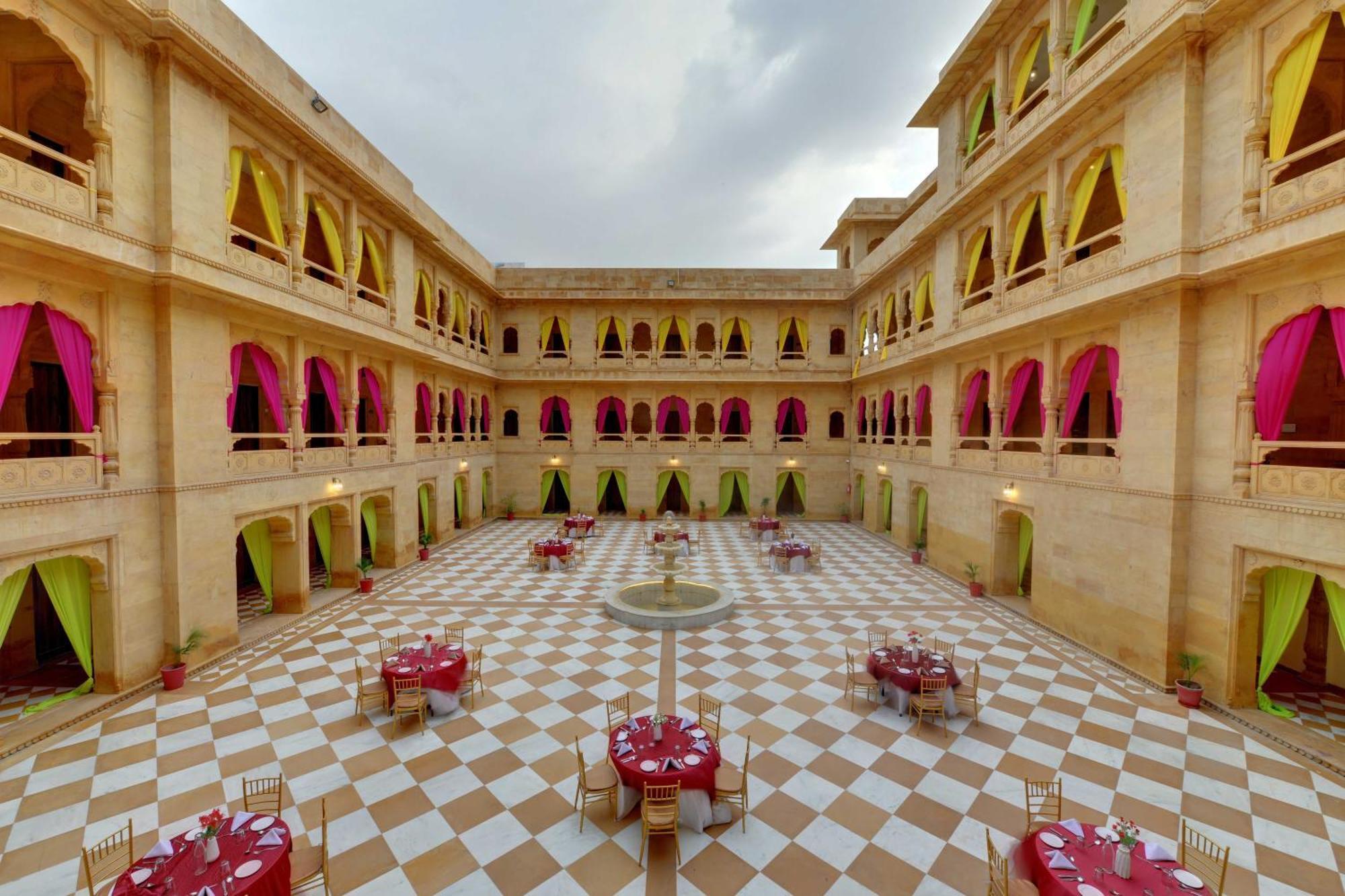 Skk The Fern An Ecotel Hotel, Jaisalmer Buitenkant foto